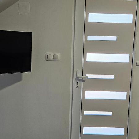 Apartman M&M Duga Resa Eksteriør billede